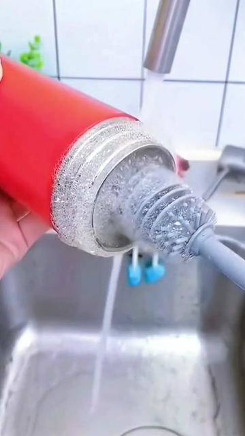 家有杯子的一定用這個(gè) 多功能清潔刷,超長(zhǎng)硅膠手柄刷子,不管多深的杯底都能刷干凈, 清潔刷 清潔神器 清潔用品 廚房好物